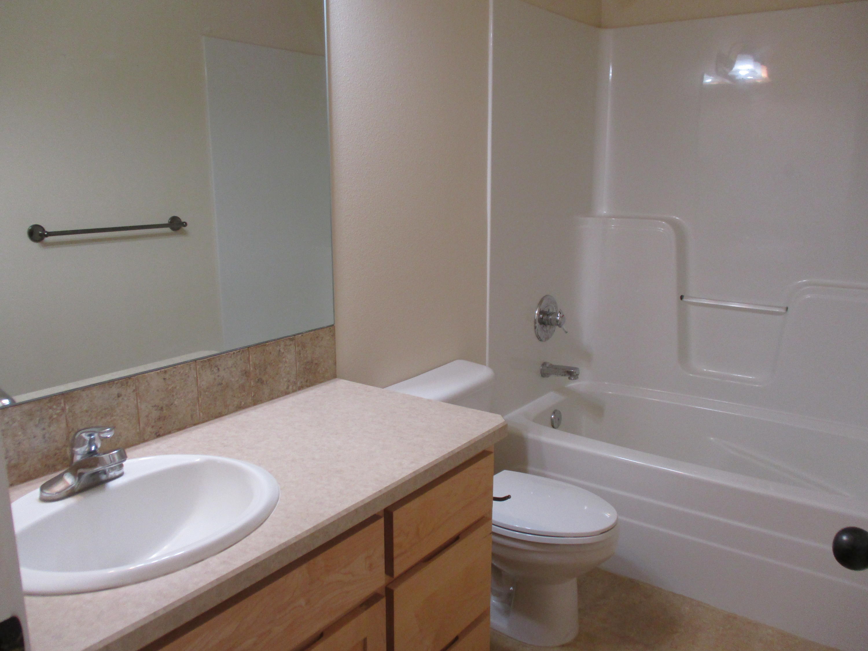 Pine Meadow Vill - Residential