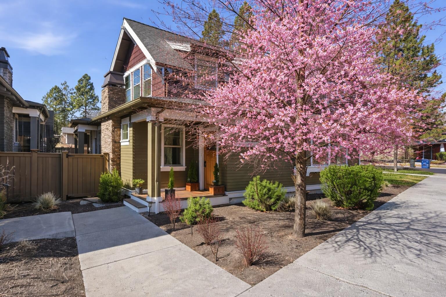 1693 NW William Clark Street #10