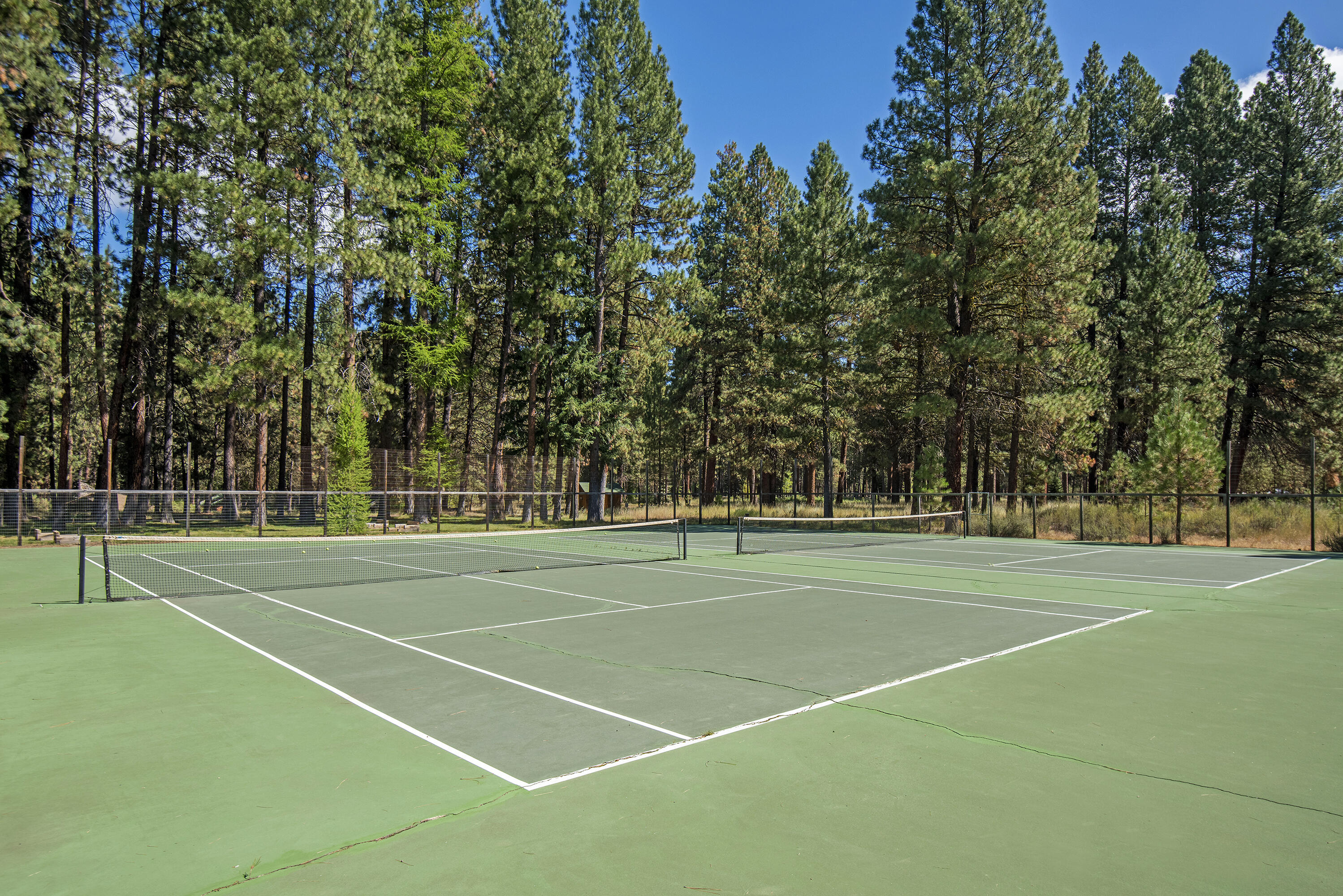 Lake Creek Lodge - Residential