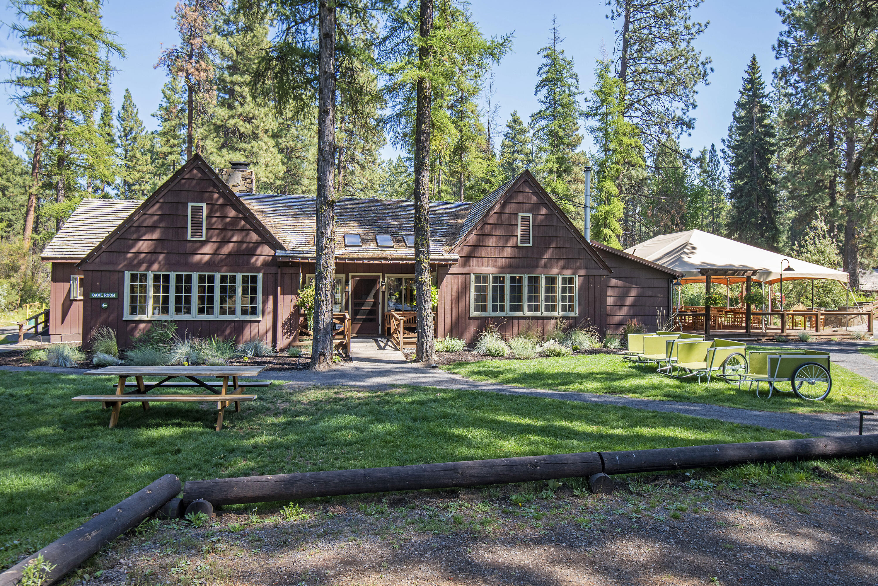 Lake Creek Lodge - Residential