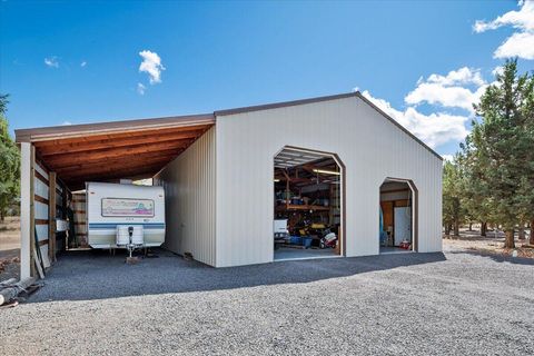 Tiny photo for 6820 SW George Millican Road, Prineville, OR 97754 (MLS # 220213128)