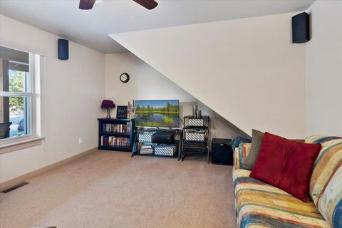 Tiny photo for 6820 SW George Millican Road, Prineville, OR 97754 (MLS # 220213128)