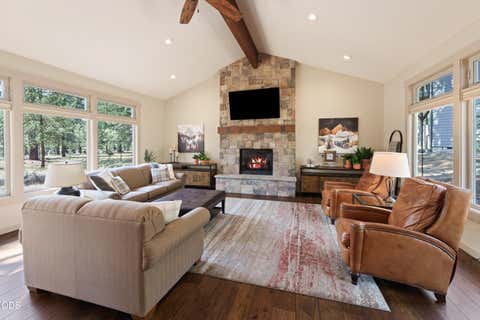 Photo of 17842 Mt Hood Lane, Sunriver, OR 97707 (MLS # 220225853)
