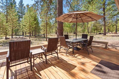 Tiny photo for 17842 Mt Hood Lane, Sunriver, OR 97707 (MLS # 220225853)