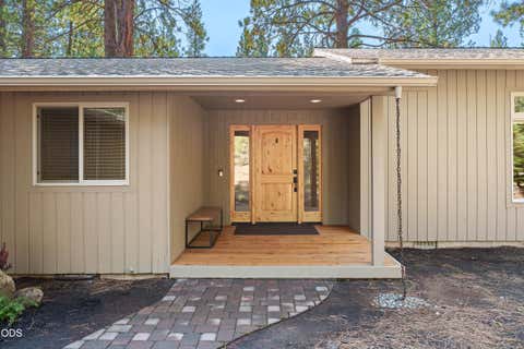 Tiny photo for 17842 Mt Hood Lane, Sunriver, OR 97707 (MLS # 220225853)