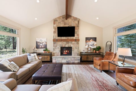 Tiny photo for 17842 Mt Hood Lane, Sunriver, OR 97707 (MLS # 220225853)