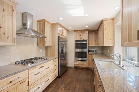 Tiny photo for 17842 Mt Hood Lane, Sunriver, OR 97707 (MLS # 220225853)