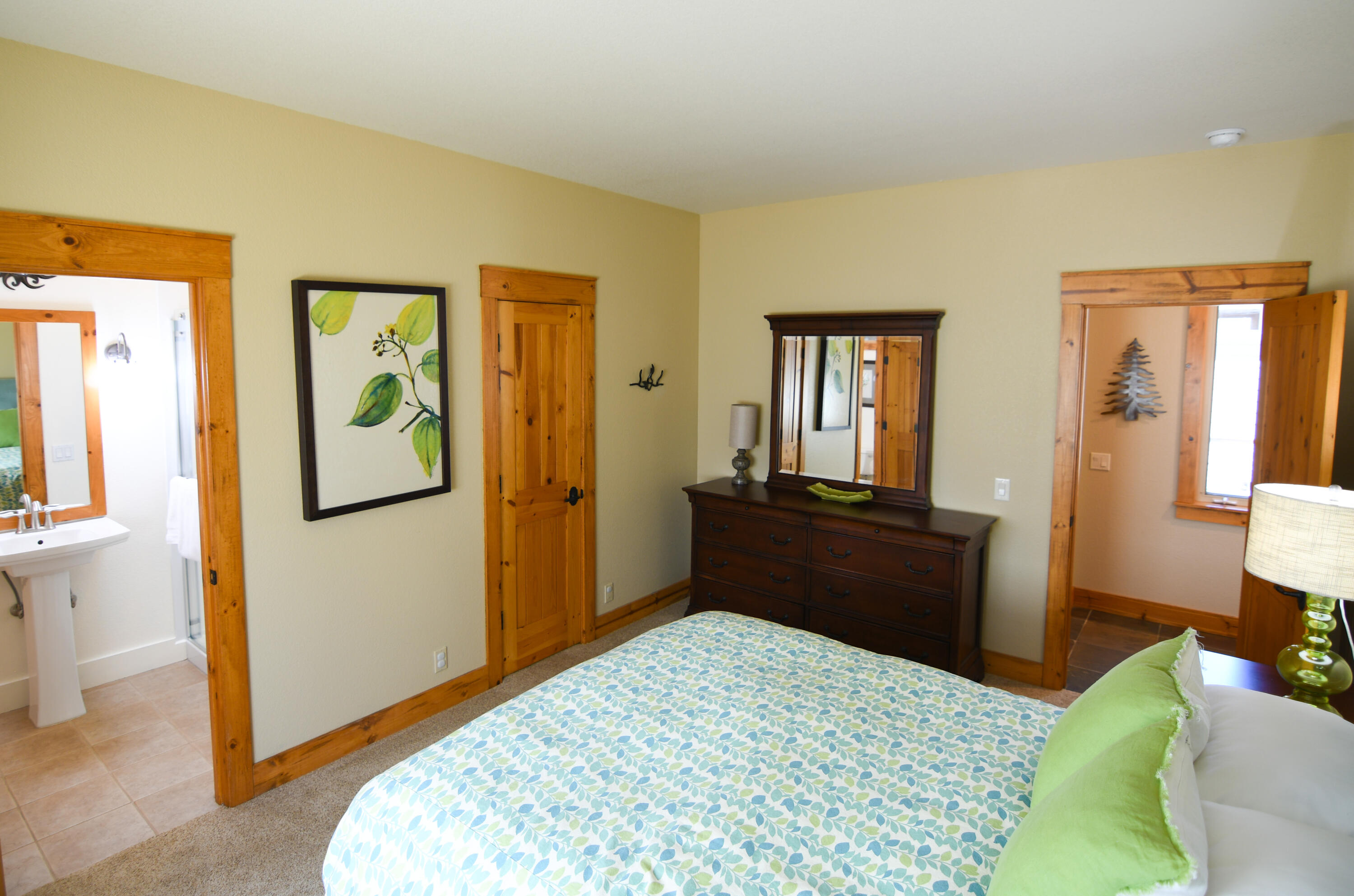 7th Mtn Golf Village - Residential