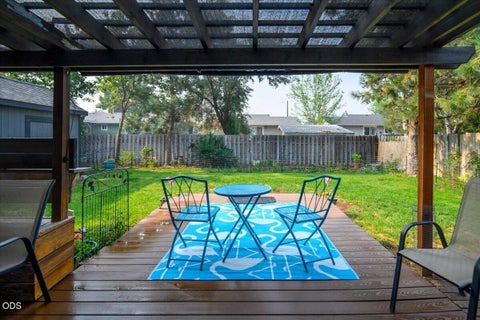 Tiny photo for 3146 SW Pumice Place, Redmond, OR 97756 (MLS # 220226117)