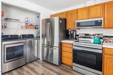 Tiny photo for 3146 SW Pumice Place, Redmond, OR 97756 (MLS # 220226117)