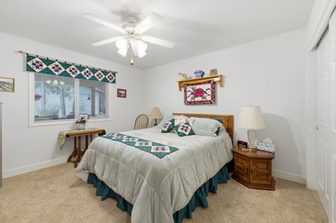 Tiny photo for 51730 Pine Loop Drive, La Pine, OR 97739 (MLS # 220220941)
