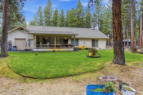 Tiny photo for 51730 Pine Loop Drive, La Pine, OR 97739 (MLS # 220220941)