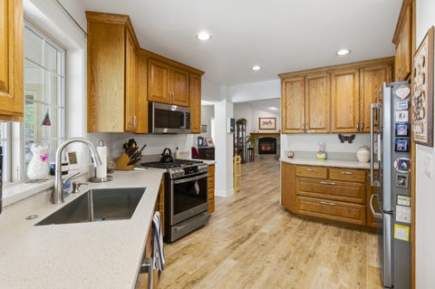 Tiny photo for 51730 Pine Loop Drive, La Pine, OR 97739 (MLS # 220220941)