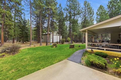 Tiny photo for 51730 Pine Loop Drive, La Pine, OR 97739 (MLS # 220220941)