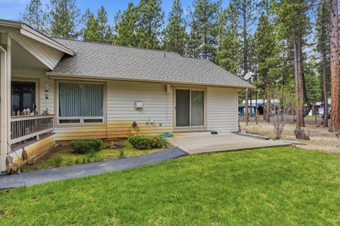 Tiny photo for 51730 Pine Loop Drive, La Pine, OR 97739 (MLS # 220220941)