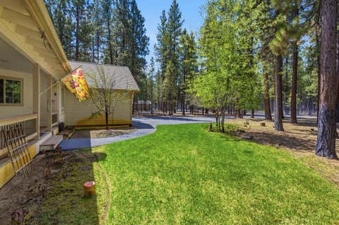 Tiny photo for 51730 Pine Loop Drive, La Pine, OR 97739 (MLS # 220220941)