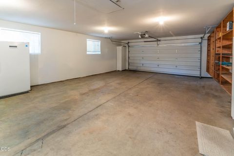 Tiny photo for 204 Miller Street, Molalla, OR 97038 (MLS # 220223493)