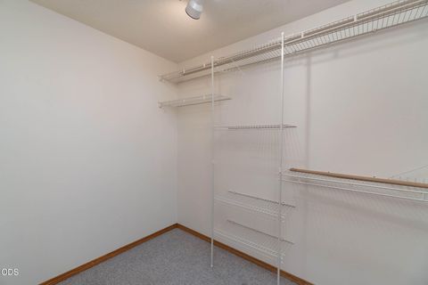 Tiny photo for 204 Miller Street, Molalla, OR 97038 (MLS # 220223493)