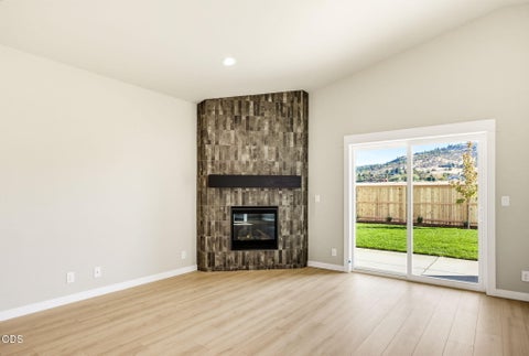 Tiny photo for 3220 Garner Way, Medford, OR 97504 (MLS # 220230035)
