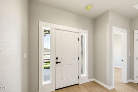 Tiny photo for 3220 Garner Way, Medford, OR 97504 (MLS # 220230035)