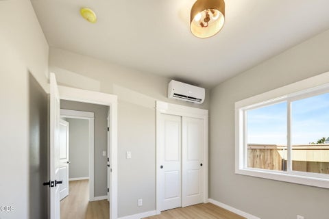 Tiny photo for 3220 Garner Way, Medford, OR 97504 (MLS # 220230035)