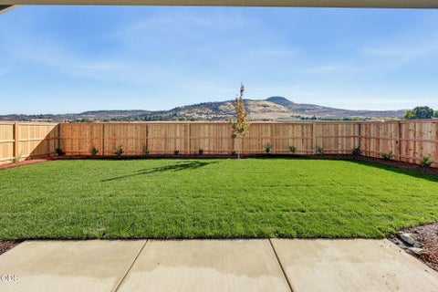 Tiny photo for 3220 Garner Way, Medford, OR 97504 (MLS # 220230035)