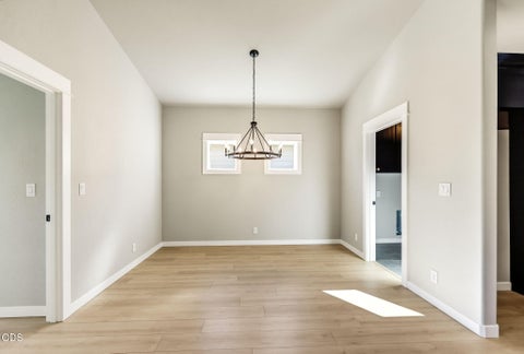Tiny photo for 3220 Garner Way, Medford, OR 97504 (MLS # 220230035)