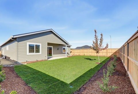 Tiny photo for 3220 Garner Way, Medford, OR 97504 (MLS # 220230035)