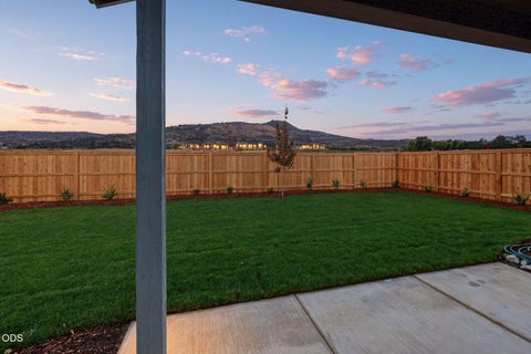 Tiny photo for 3220 Garner Way, Medford, OR 97504 (MLS # 220230035)