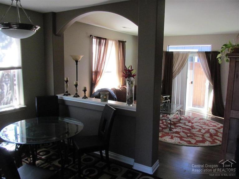 Views At Oak Tree - Residential