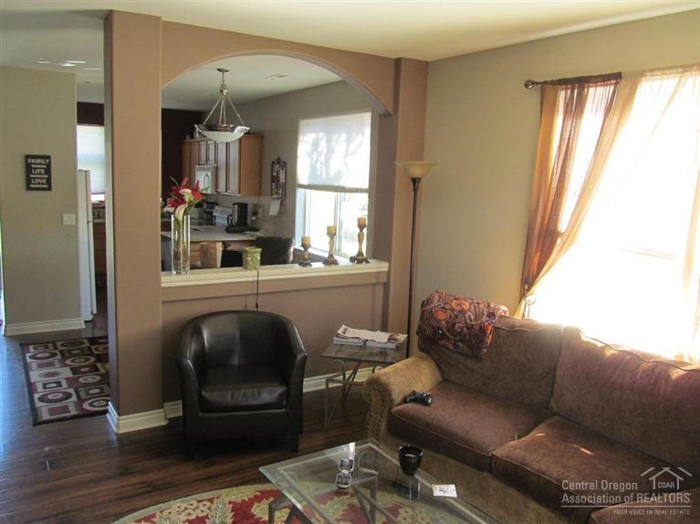 Views At Oak Tree - Residential