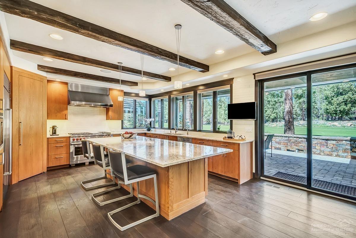 Broken Top - Residential