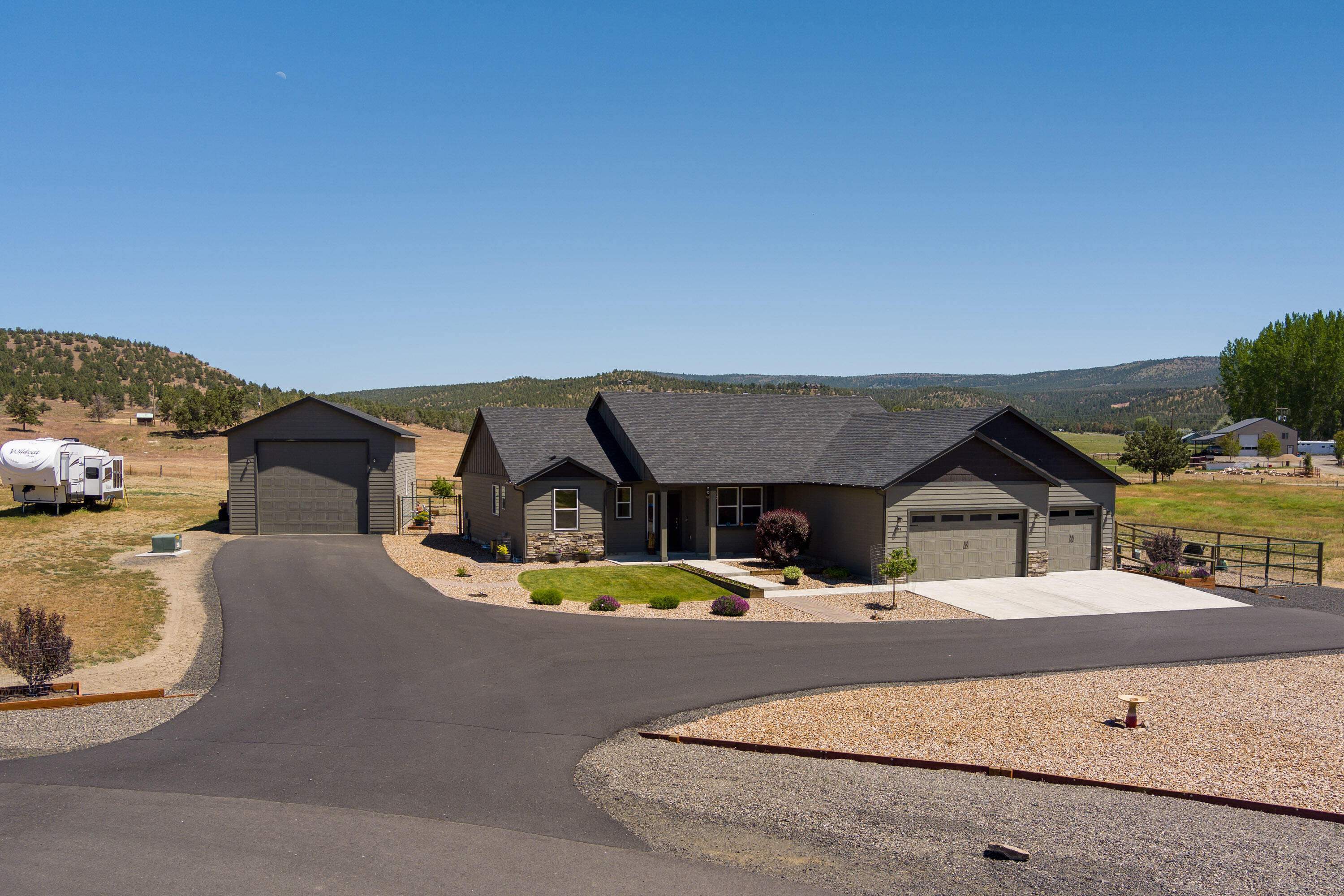Breese Ranch - Residential