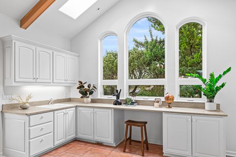 Tiny photo for 517 Lakota Way, Ashland, OR 97520 (MLS # 220212974)