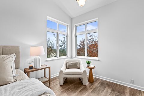 Tiny photo for 517 Lakota Way, Ashland, OR 97520 (MLS # 220212974)