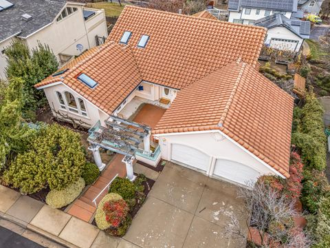 Tiny photo for 517 Lakota Way, Ashland, OR 97520 (MLS # 220212974)