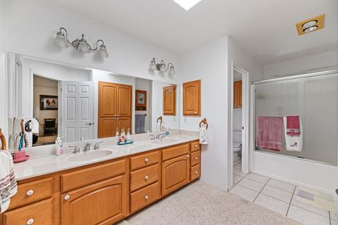 Tiny photo for 698 Ewe Creek Road, Grants Pass, OR 97526 (MLS # 220216897)