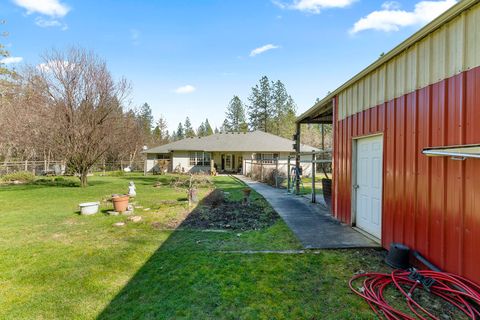 Tiny photo for 698 Ewe Creek Road, Grants Pass, OR 97526 (MLS # 220216897)
