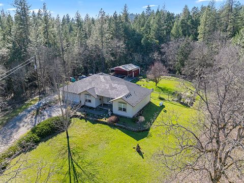 Tiny photo for 698 Ewe Creek Road, Grants Pass, OR 97526 (MLS # 220216897)