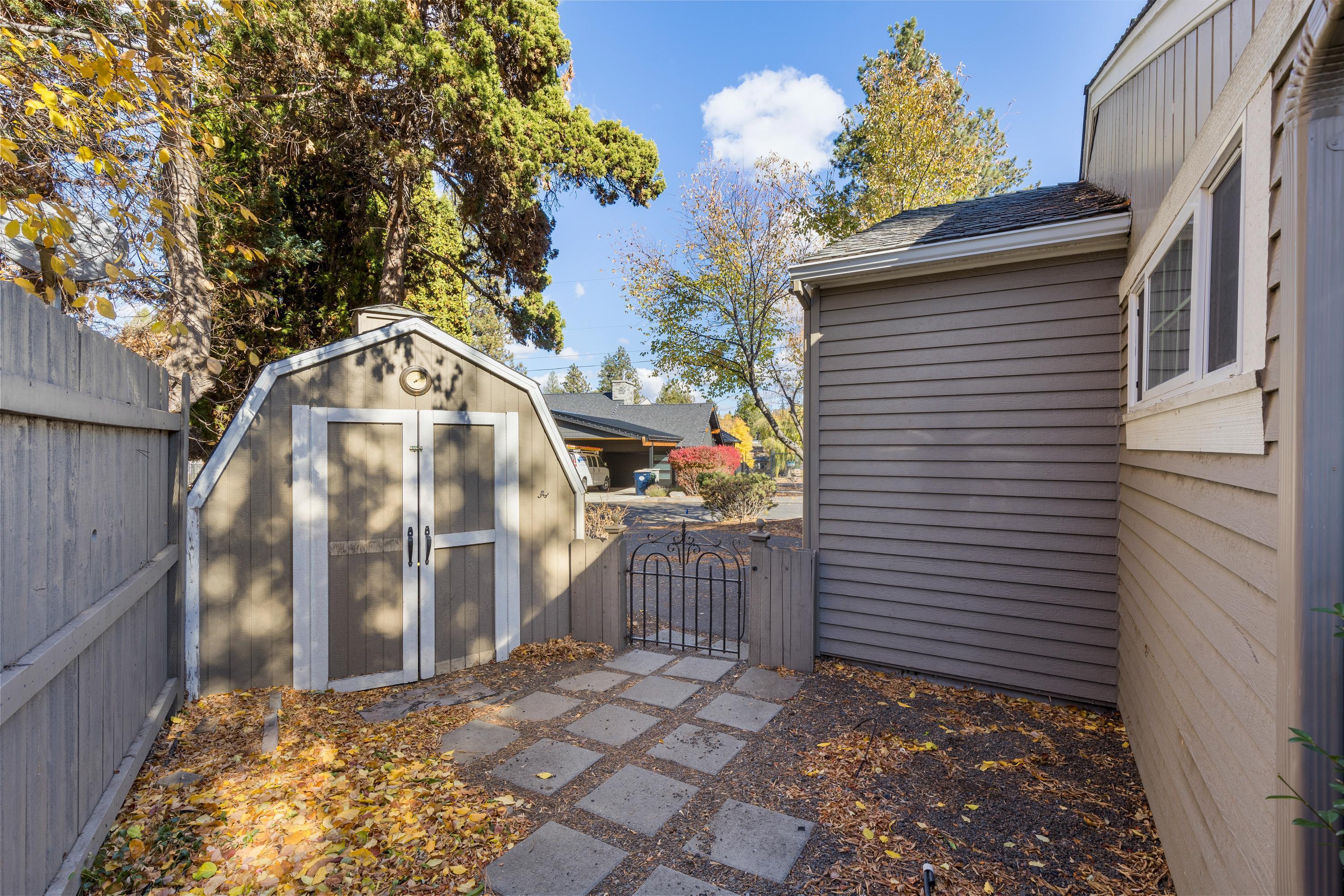 River Terrace - Residential