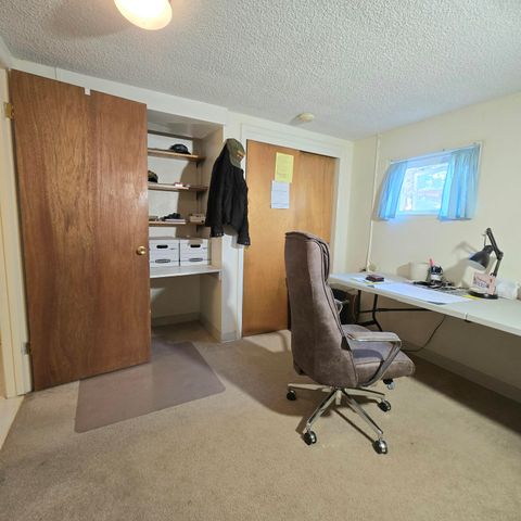 Tiny photo for 227 Soquel Street, Klamath Falls, OR 97601 (MLS # 220215390)