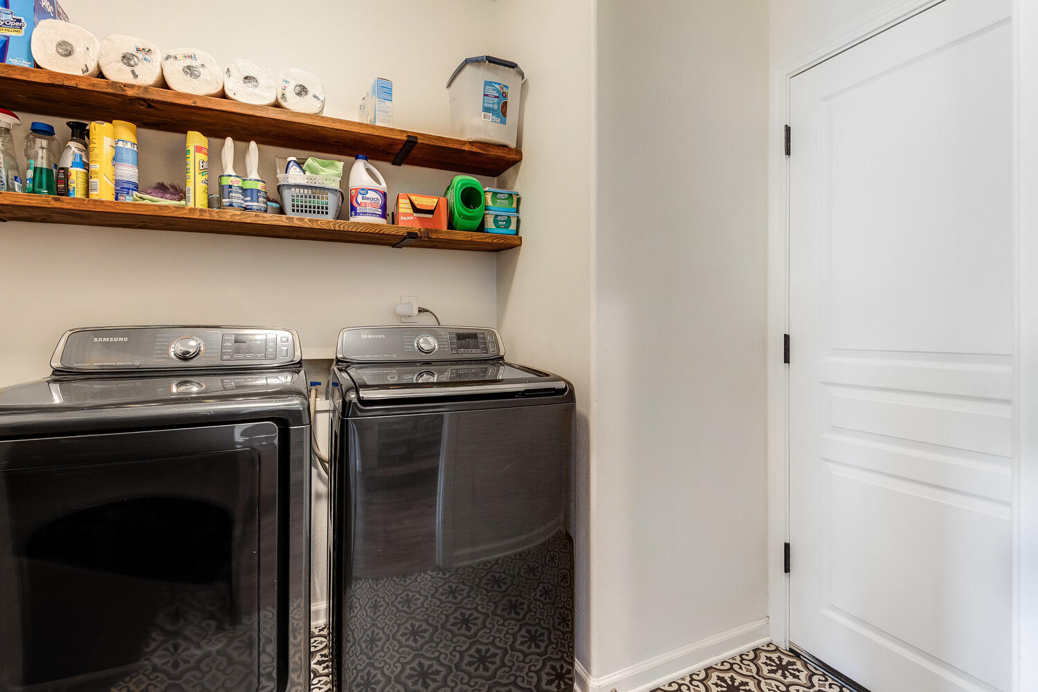 Vista Dorado - Residential