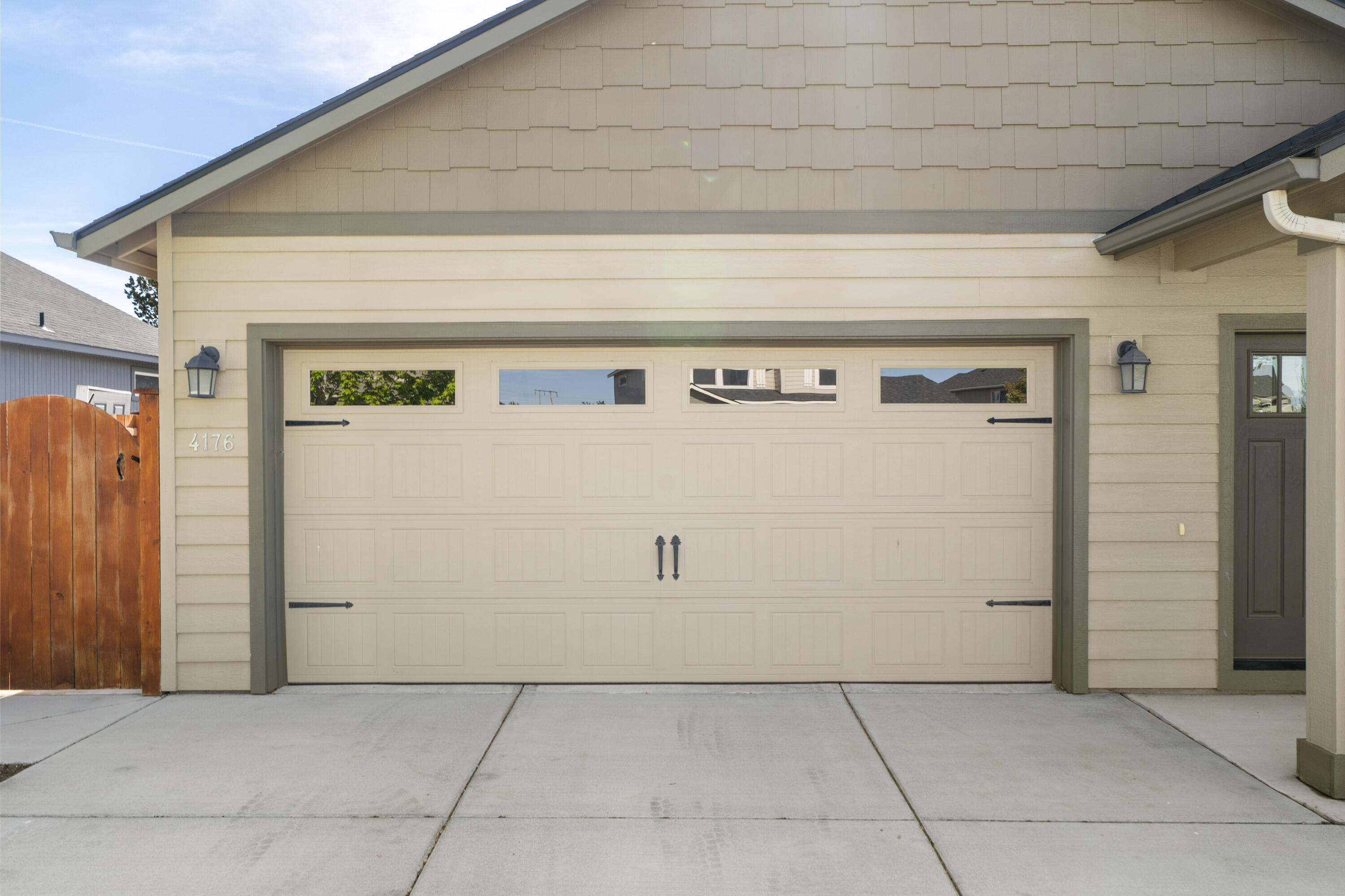 4176 SW 34th Street