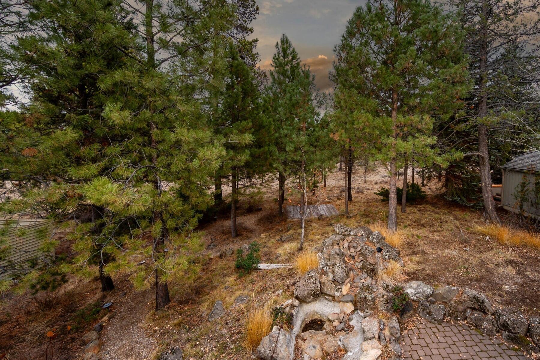 Fairway Crest Village - Residential