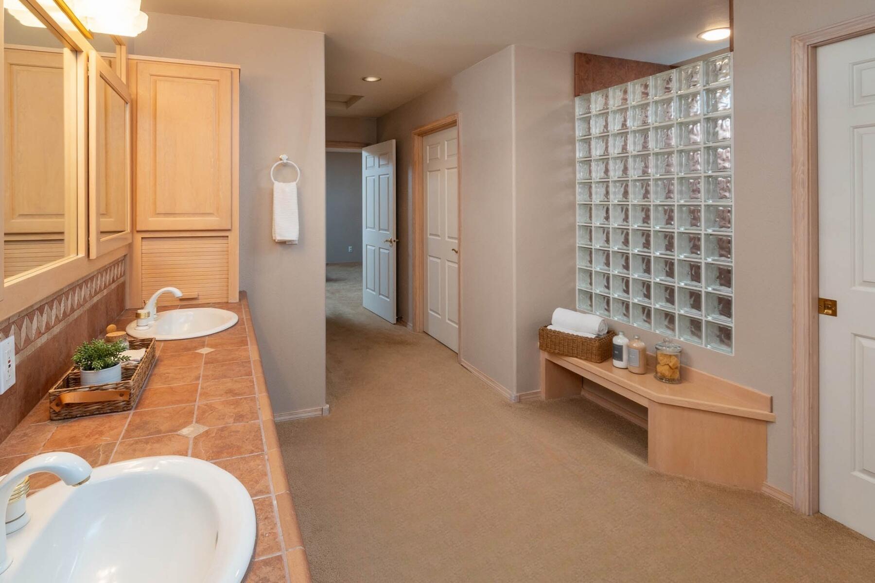 Fairway Crest Village - Residential