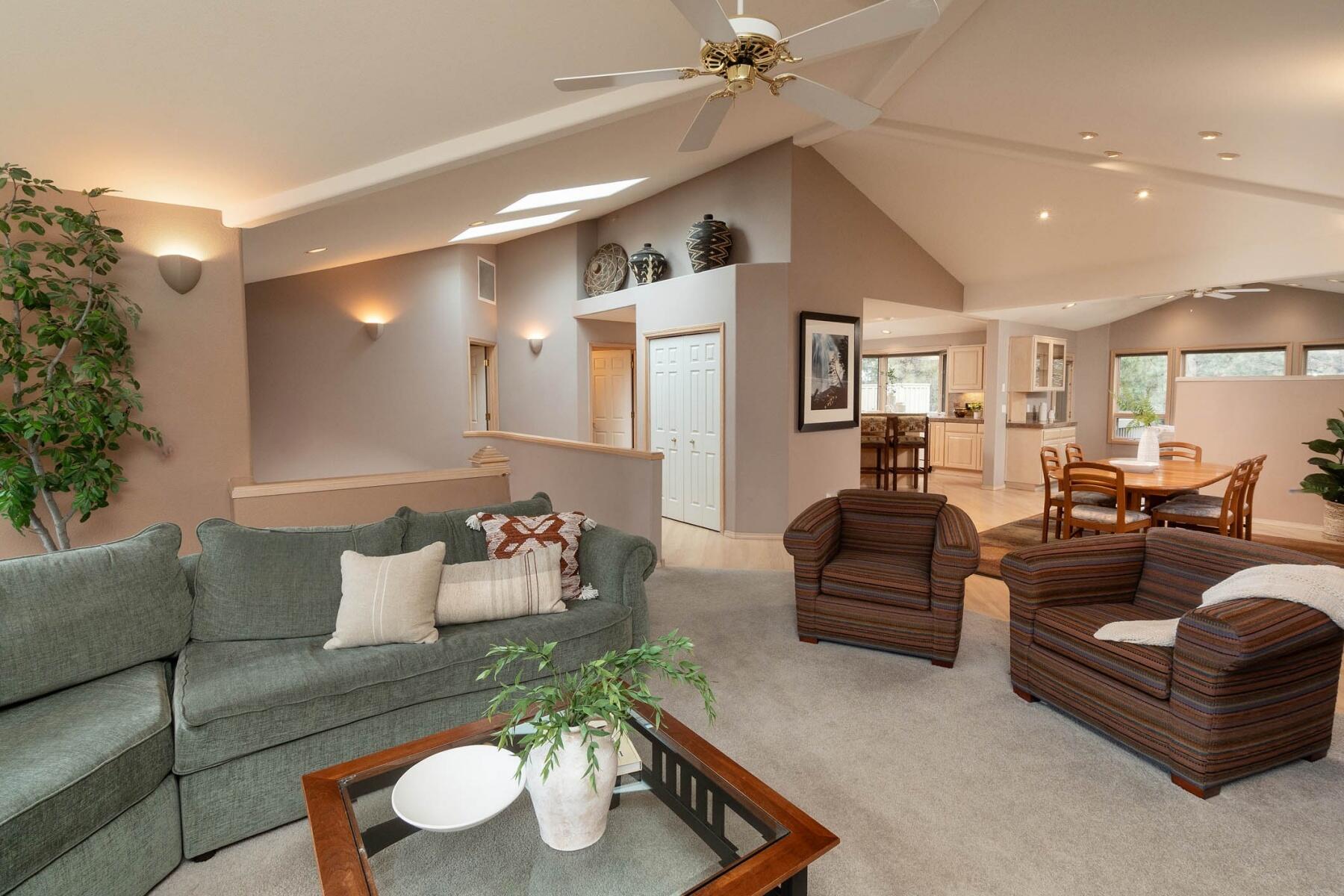 Fairway Crest Village - Residential