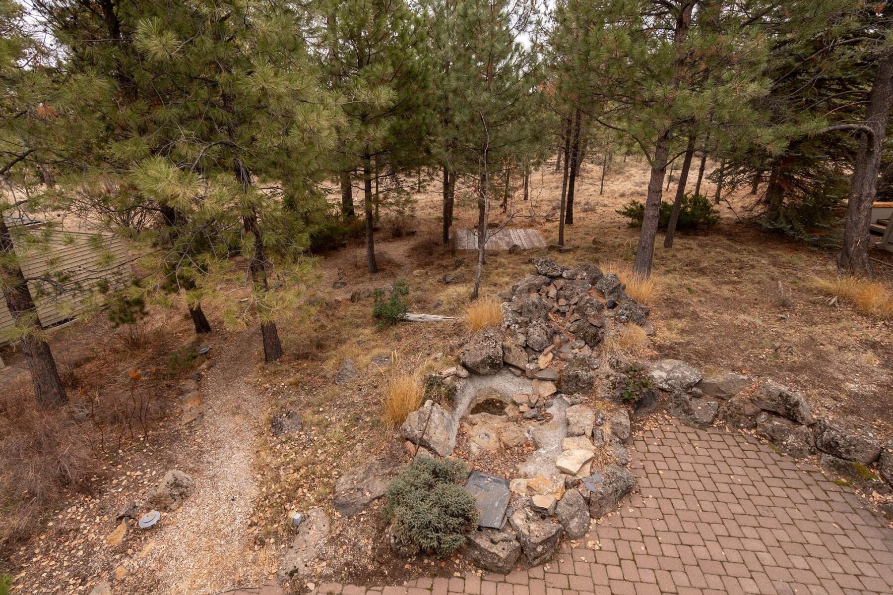 Fairway Crest Village - Residential