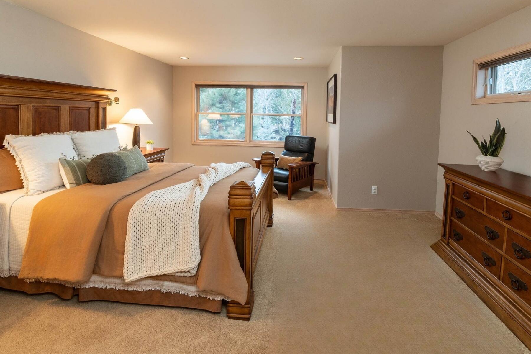 Fairway Crest Village - Residential