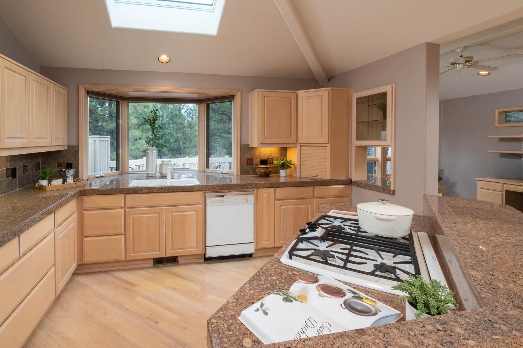 Fairway Crest Village - Residential