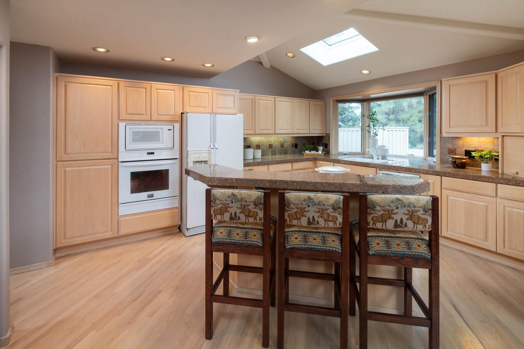 Fairway Crest Village - Residential